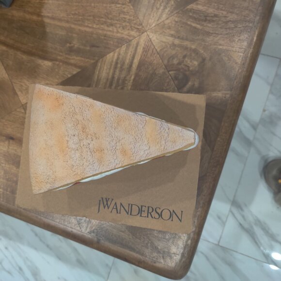 J.W. Anderson bag New $985.00 - Picture 5 of 5